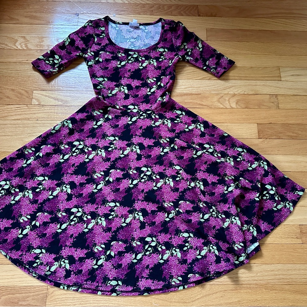 LuLaRoe fit flare Nicole dress